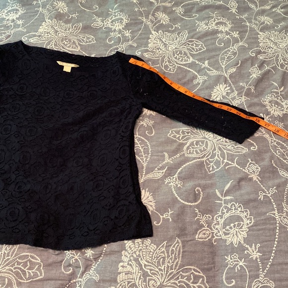 Navy Banana Republic size 8 lace blouse - Picture 6 of 6